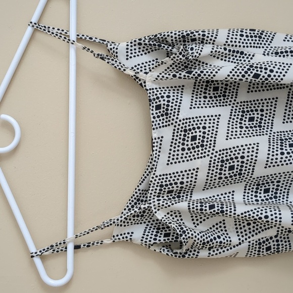 XS Banana Republic Factory Cowl Cami Adjustable Straps Black and Cream - Picture 8 of 11